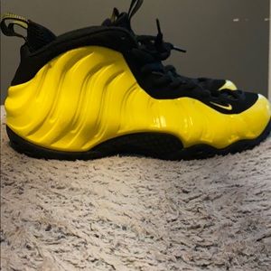 Nike foam-posits wutang